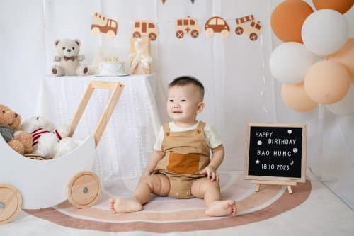 Khó khăn khi chụp ảnh cho bé 1 tuổi