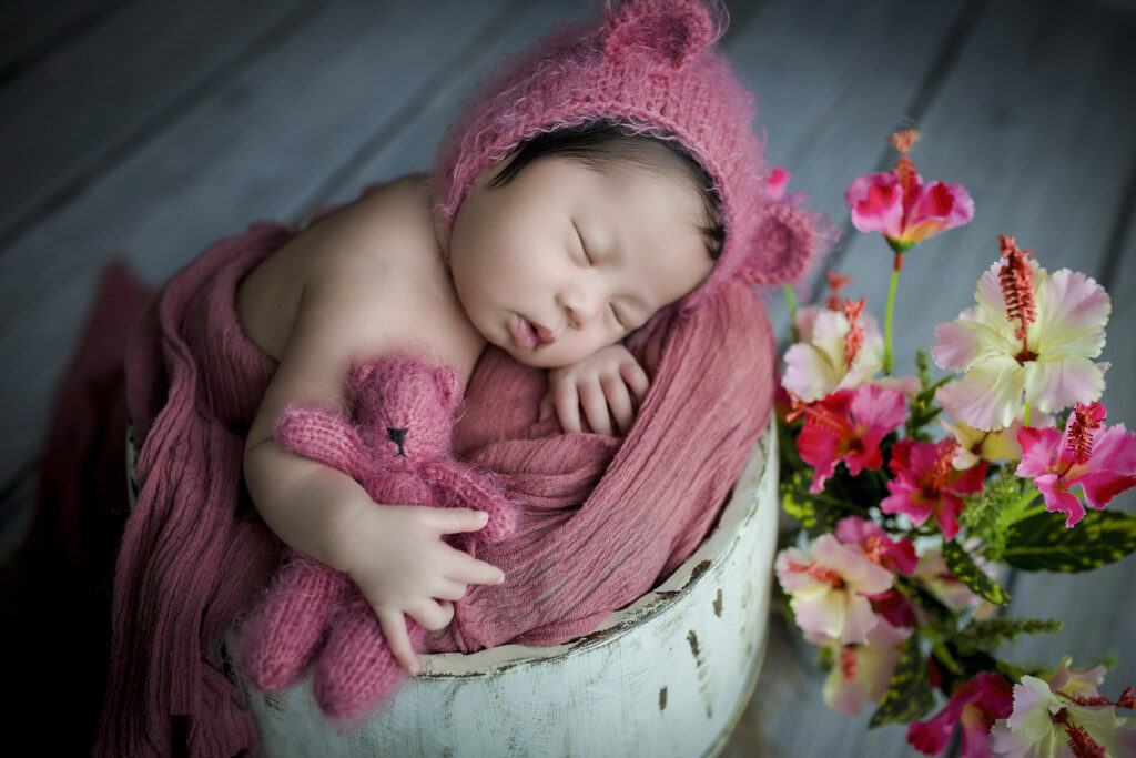 Một số dáng chụp hình Newborn tại nhà đơn giản được nhiều mẹ lựa chọn
