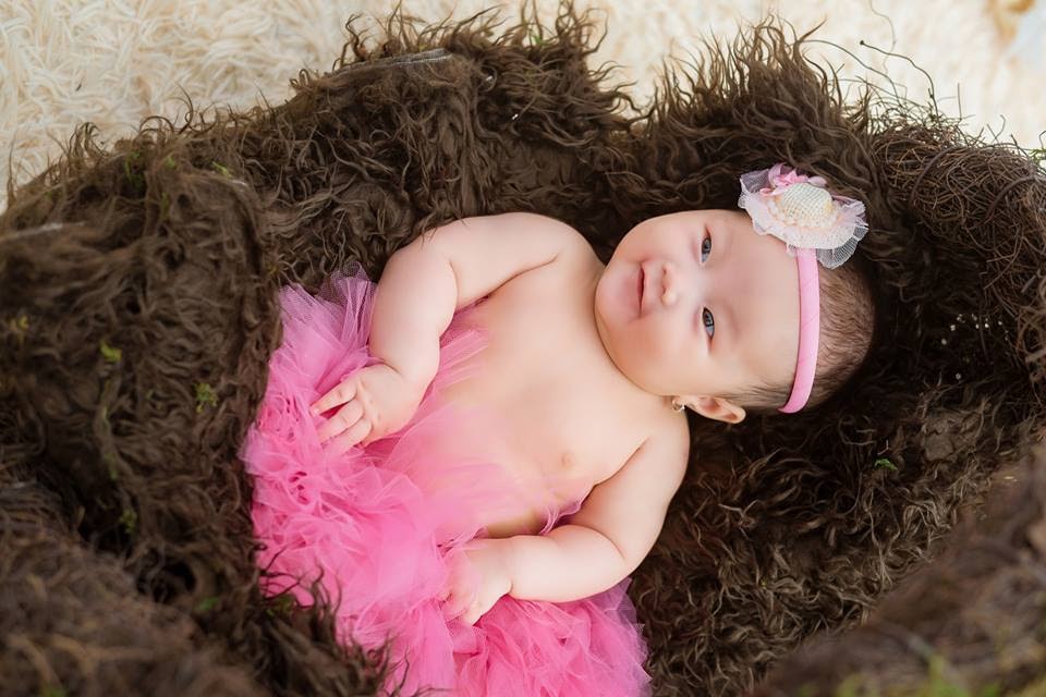 Một số dáng chụp hình Newborn tại nhà đơn giản được nhiều mẹ lựa chọn
