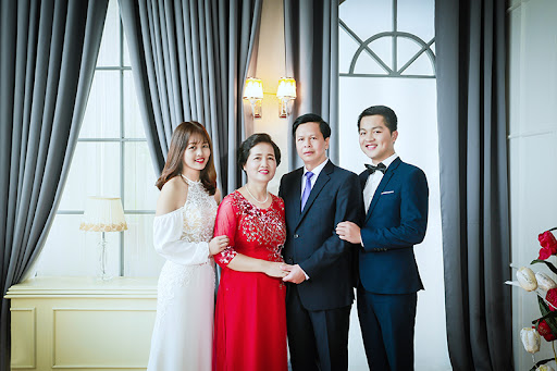 Phong cách chụp ảnh gia đình sang trọng