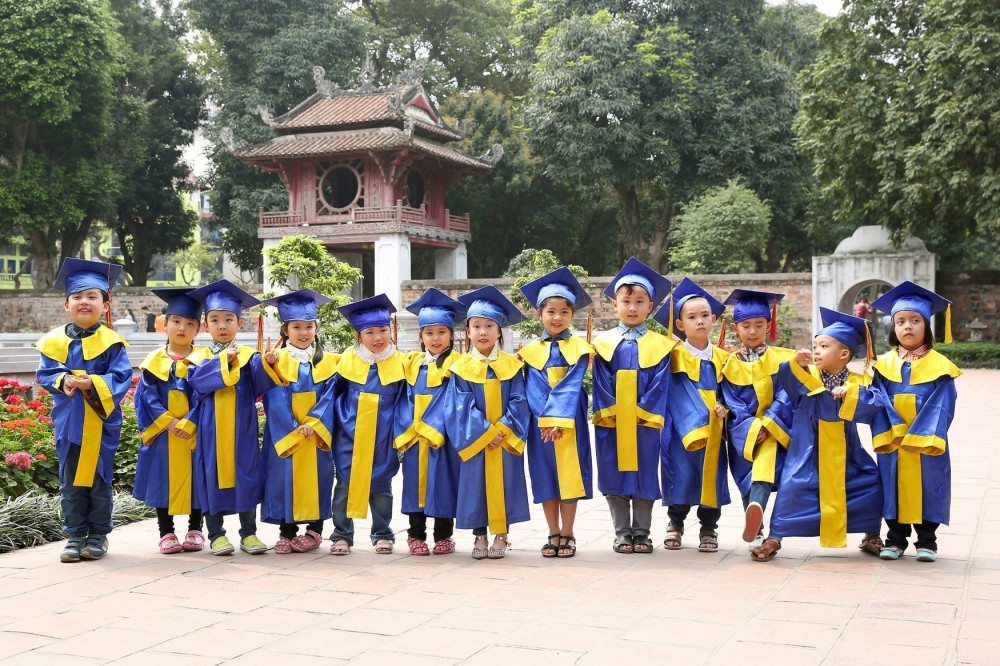 Các ý tưởng độc đáo chụp ảnh kỷ yếu cho bé