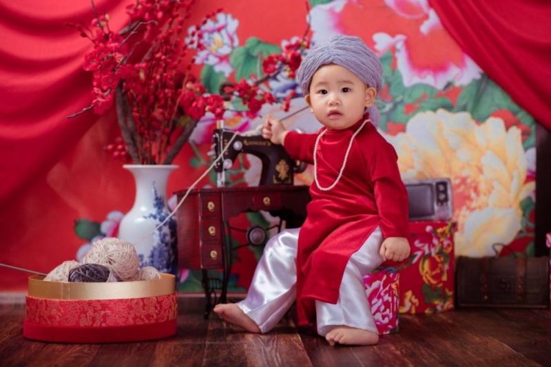 Gợi ý 5 kiểu chụp ảnh áo dài cho bé đẹp lung linh trong ngày Tết 