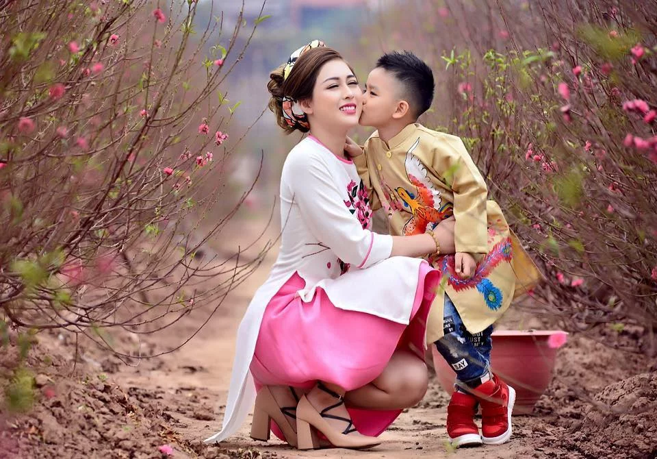chụp ảnh mẹ và bé áo dài Tết Thanh Hóa