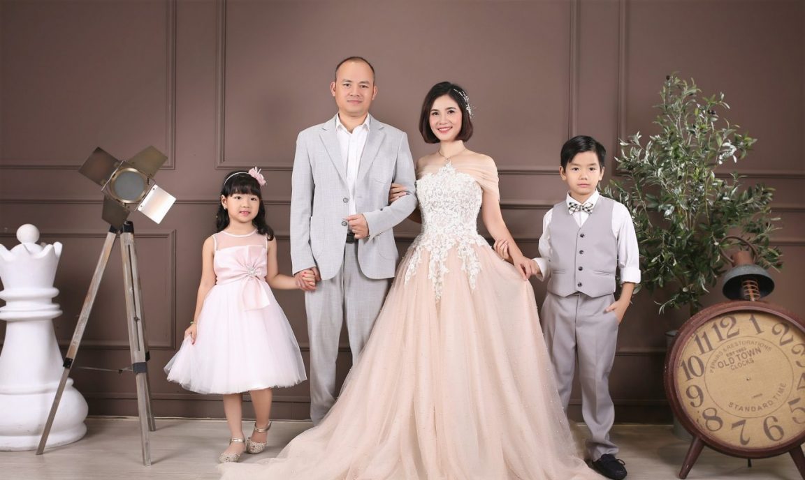 Xem ngay bảng giá chụp ảnh kỷ niệm ngày cưới giá tốt