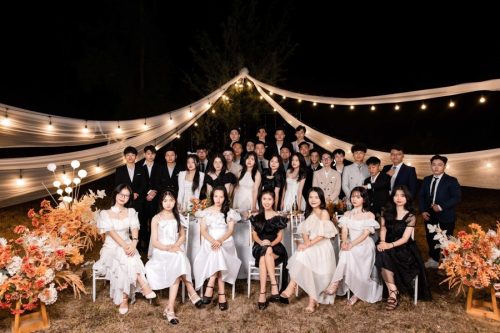concept party night lớp 9