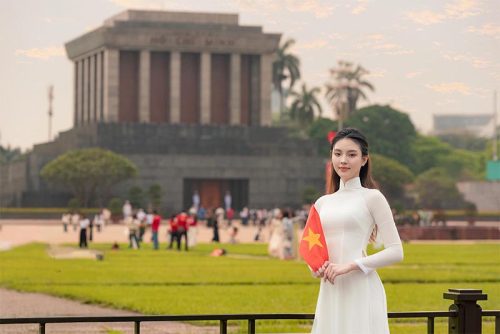 Hình ảnh Lăng Bác thật