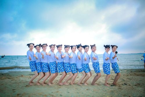 Đơn vị chụp ảnh kỷ yếu Sầm Sơn đẹp tại biển