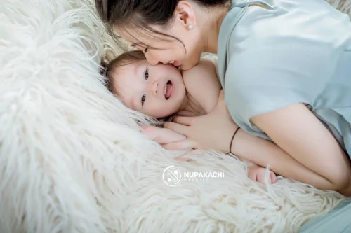 chụp ảnh mẹ và bé sơ sinh tại Thanh Hóa